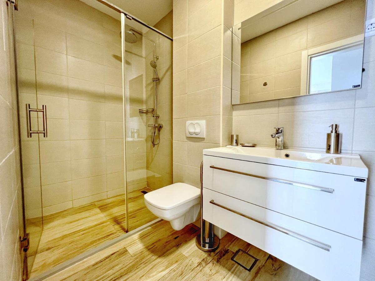 Yourhome Beach First Line Dobra Voda Εξωτερικό φωτογραφία